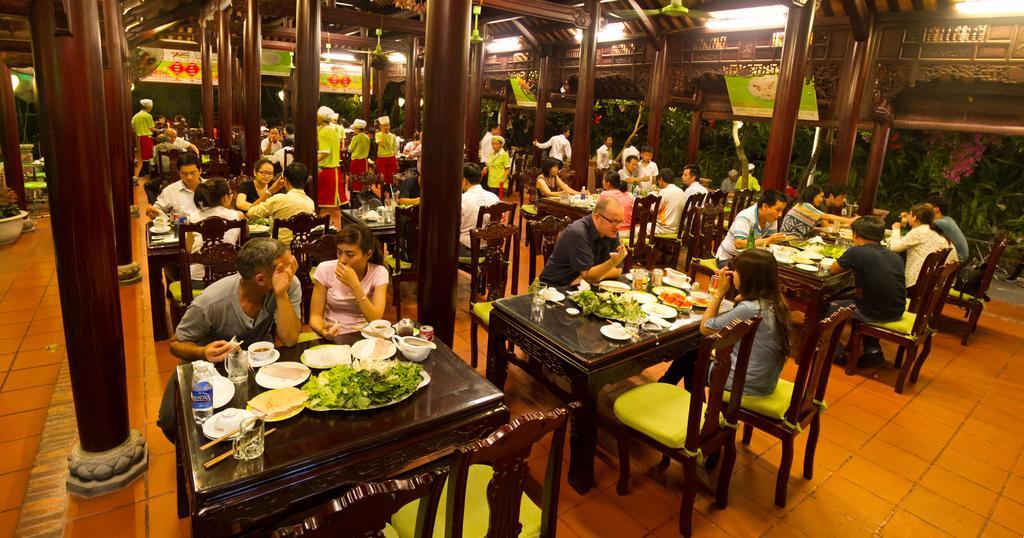 Ngoi Nha Xanh Hotel Da Nang Dış mekan fotoğraf