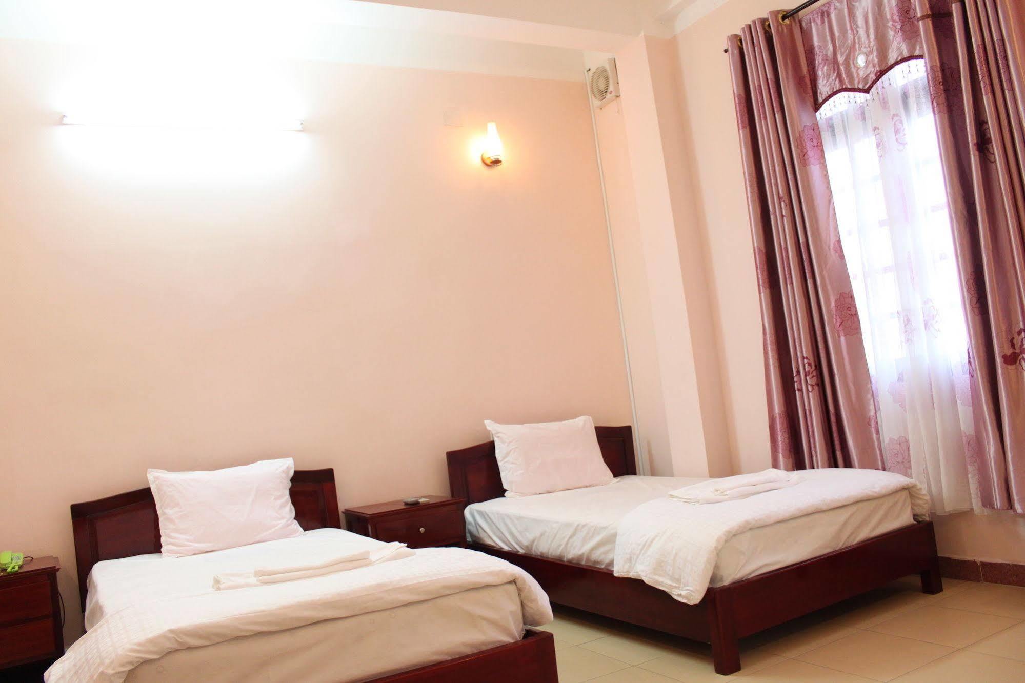 Ngoi Nha Xanh Hotel Da Nang Dış mekan fotoğraf