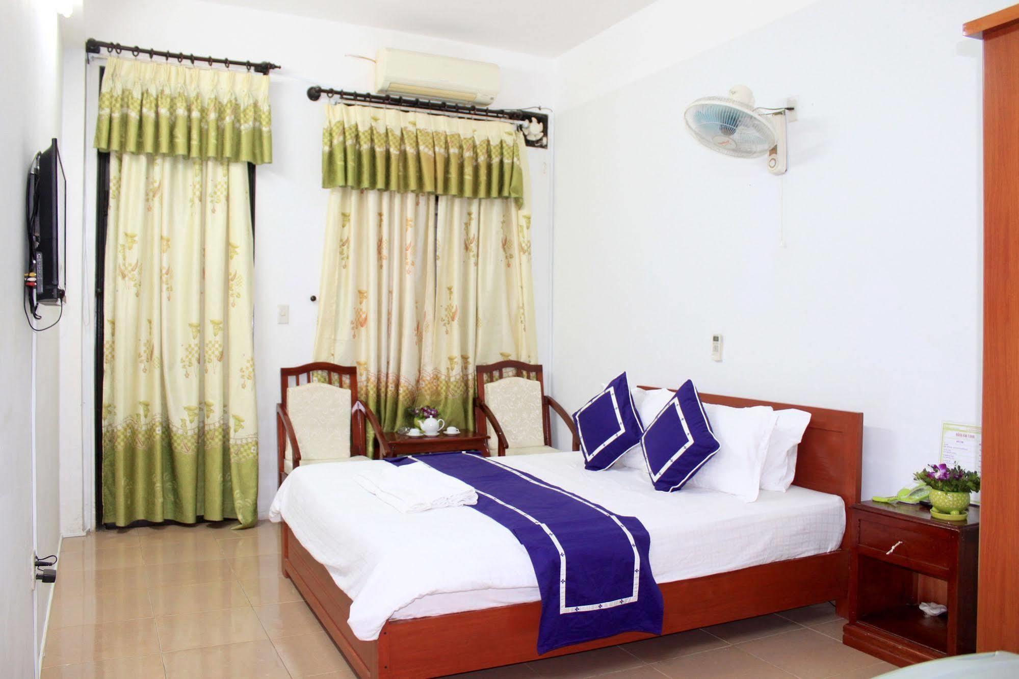Ngoi Nha Xanh Hotel Da Nang Dış mekan fotoğraf