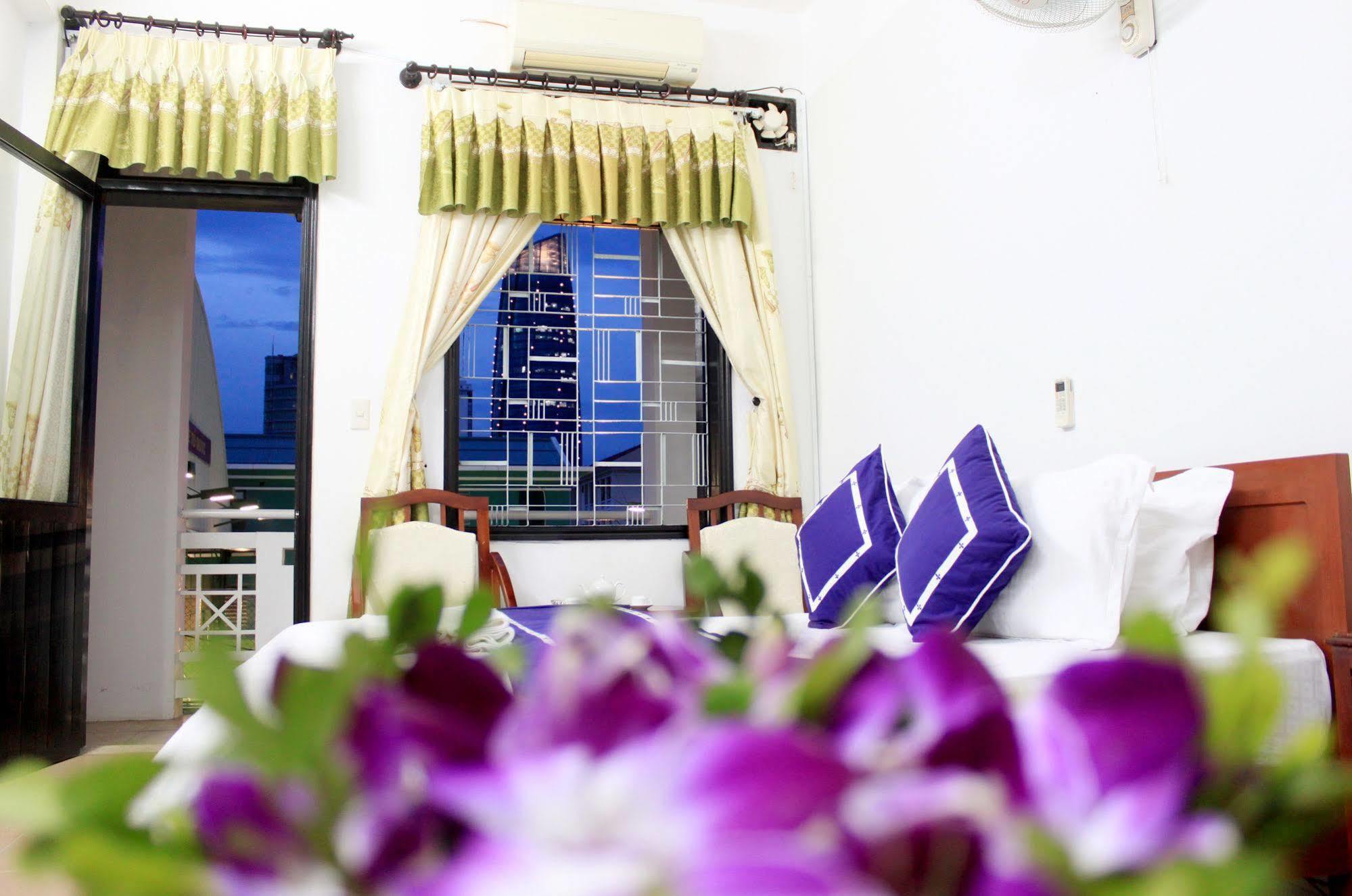 Ngoi Nha Xanh Hotel Da Nang Dış mekan fotoğraf