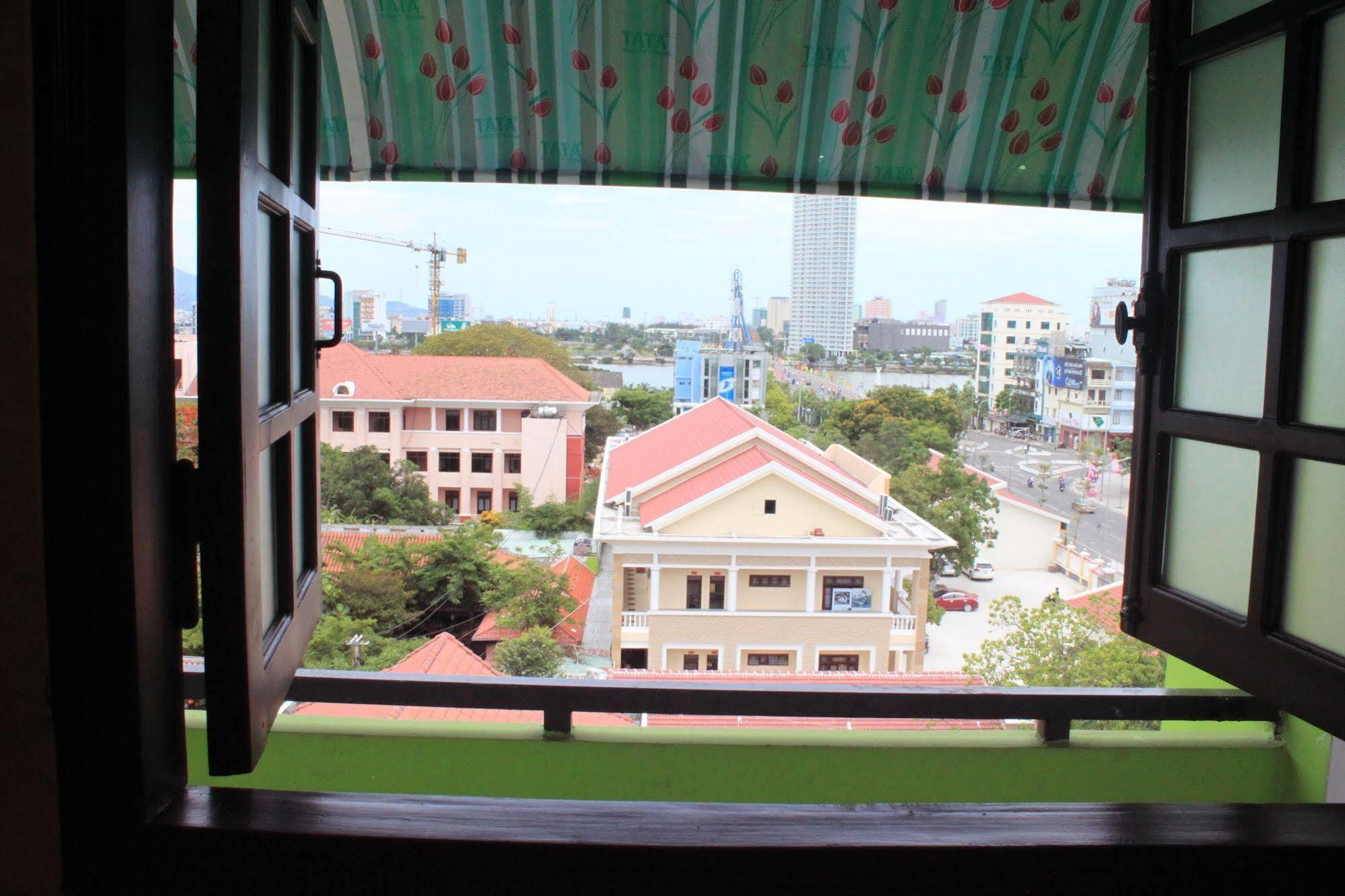 Ngoi Nha Xanh Hotel Da Nang Dış mekan fotoğraf